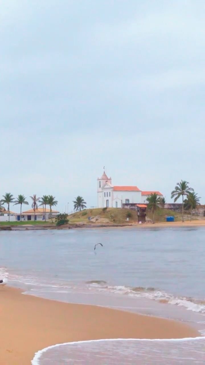O tempo me ensinou, o silêncio me fortaleceu e a vida me trouxe de volta ainda mais certa da minha missão.