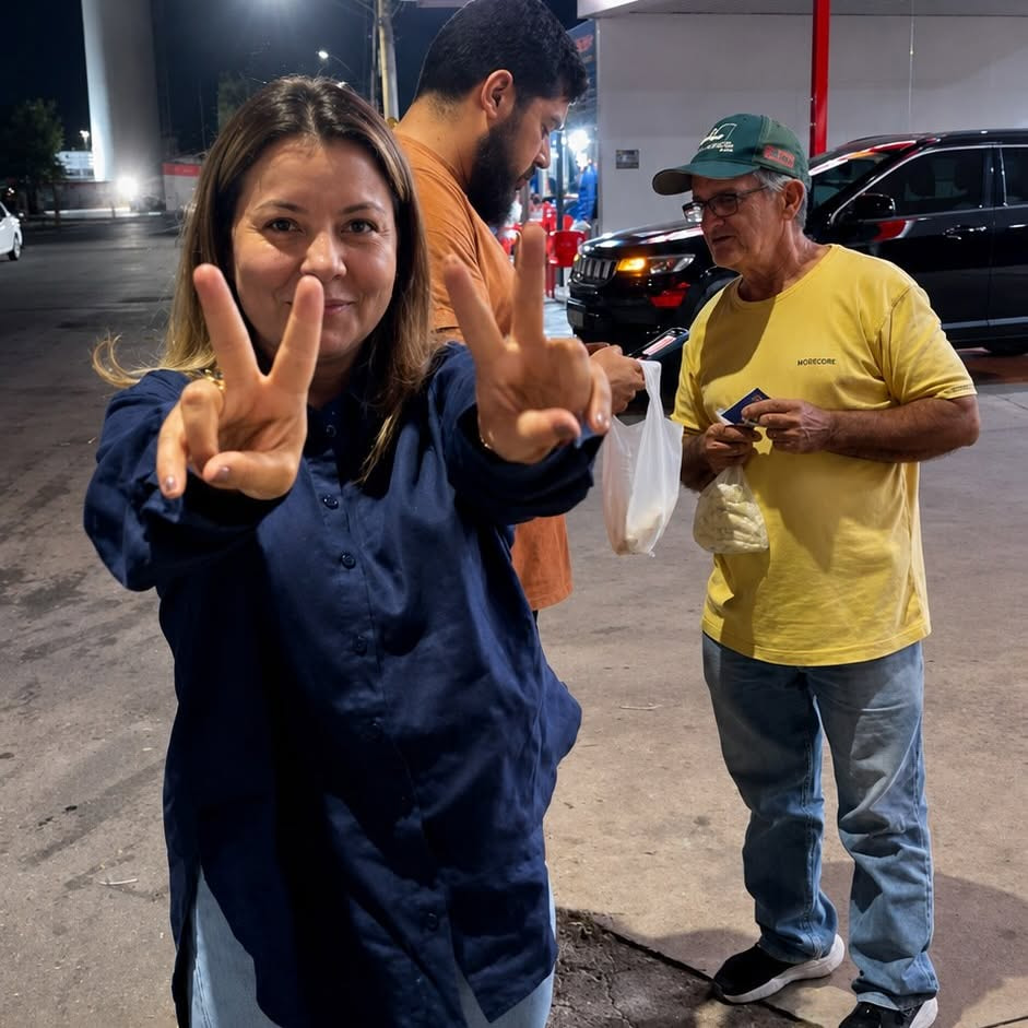 A política chega na vida das pessoas de muitas formas e muitas vezes, pesa ainda mais para quem está tentando manter o próprio negócio de pé